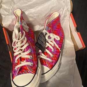 Pretty unique converse